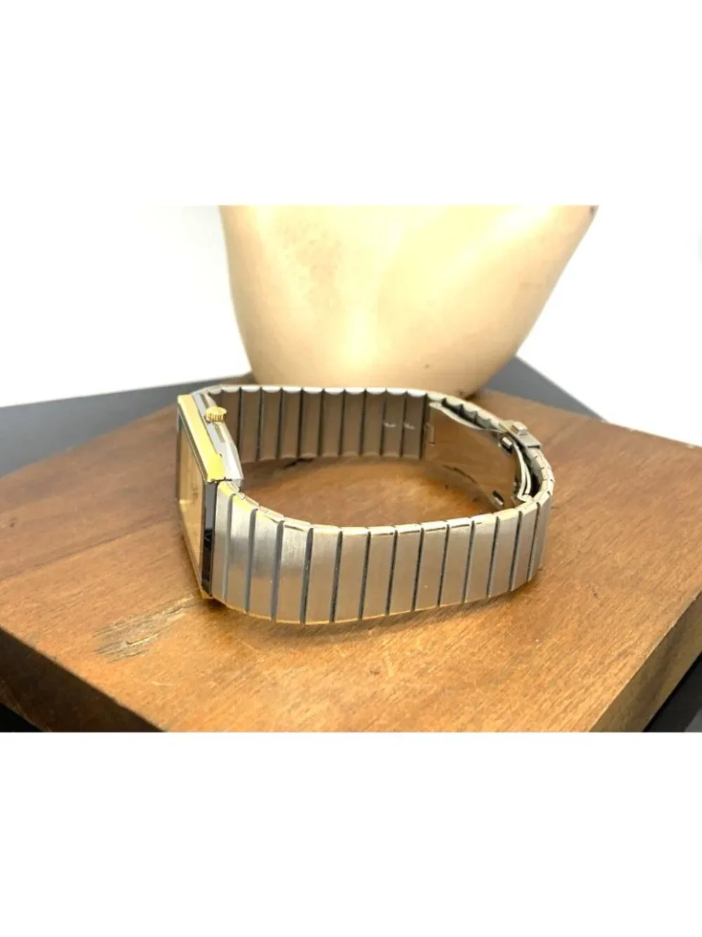 Rado Unisex Watch 110-0201 Diastar Swiss Quartz Vintage 2-Tone Steel Tank 27.5mm